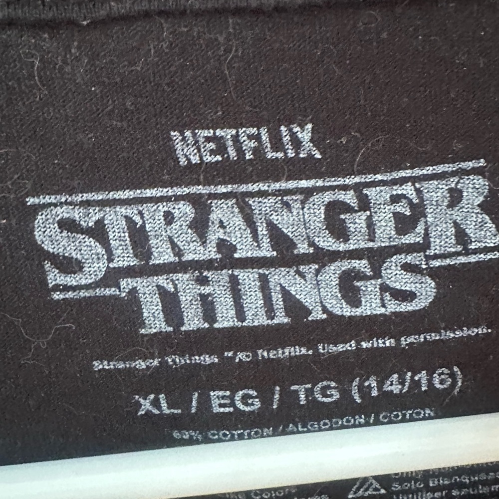 Stranger Things Bundle Deal - Picture 4 of 9